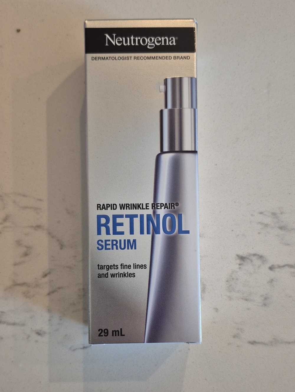 Neutrogena Retinol Serum - Silver and Blue